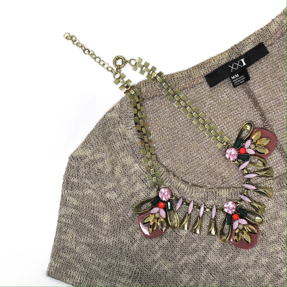 Jewelry - Glam statement necklace Autumn bug