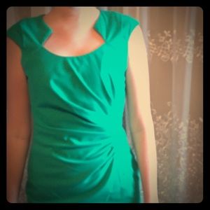 Cap sleeve green dress