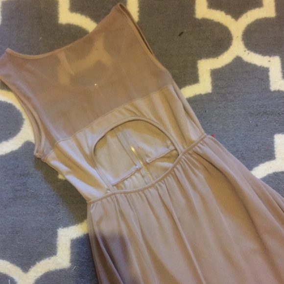 High-Low Nude Dress - Picture 3 of 3