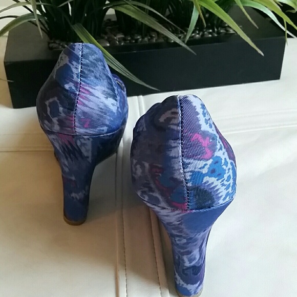 Blue Multi Colored Wedge - Picture 3 of 4