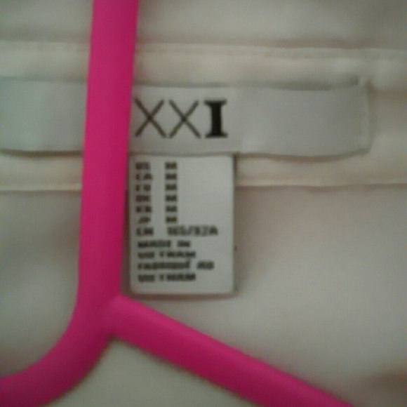 Blouse - Picture 2 of 3