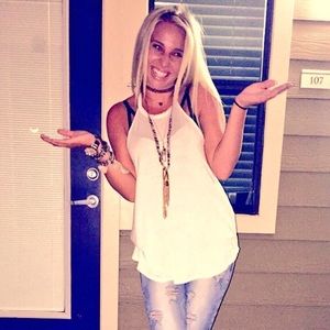 Meet your Posher, Meagan