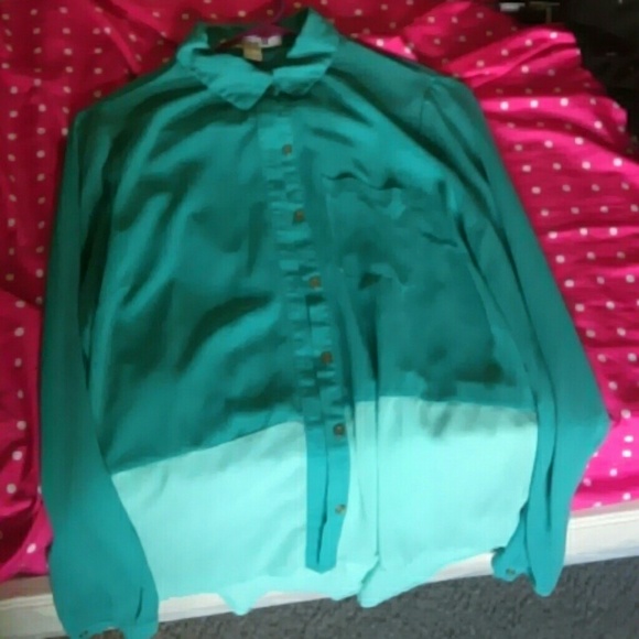 Tourquis/stripped mint green blouse