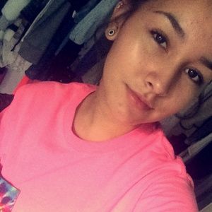 Meet your Posher, Morayma