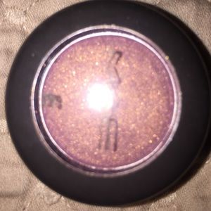 MAC velvet eyeshadow