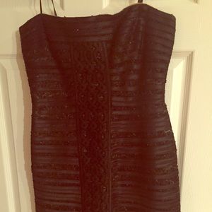 🚫SOLD🚫 Gorgeous black BCBG strapless dress