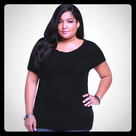 Torrid "Marilyn " Sweater NWT