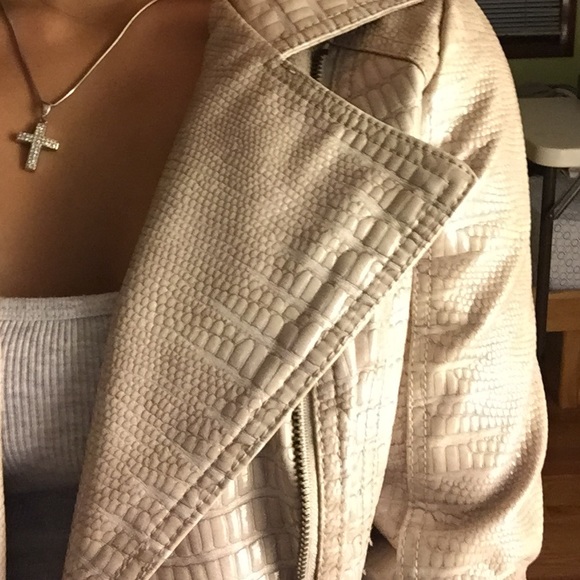 Jacket - Picture 2 of 3