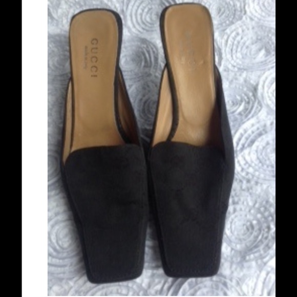 Gucci slip on shoes. Firm