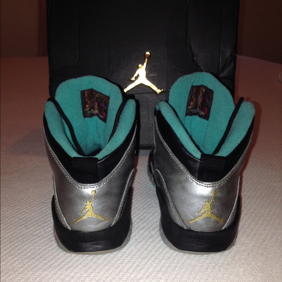 Air Jordan Lady Liberty 10's - Picture 4 of 4