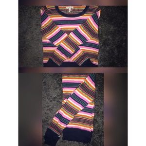 Aeropostale Long Sleeve Sweater.