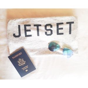 JETSET Tee