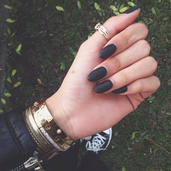 MATTE BLACK FALSE NAILS