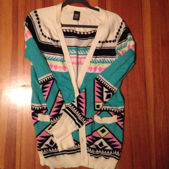 Nollie printed cardigan (pacsun)