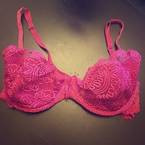 Lace VS "very sexy" bra