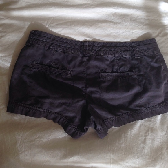 Shorts - Picture 3 of 3