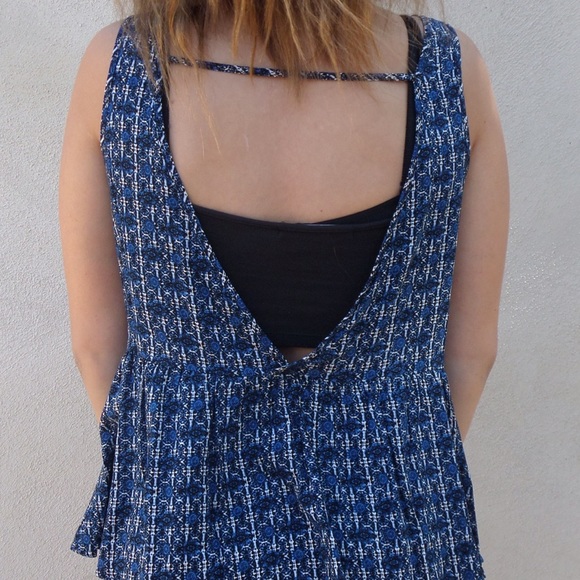 Patterned Tank Top, Open Back - Picture 3 of 3