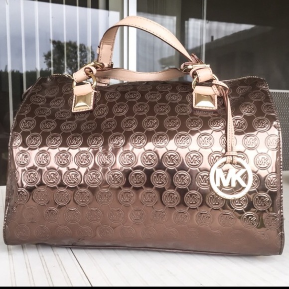 Michael Kors Large Grayson Jet Set Satchel ❤️
