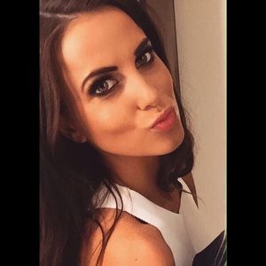 Meet your Posher, Sara