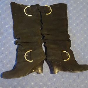 Naughty monkey boots