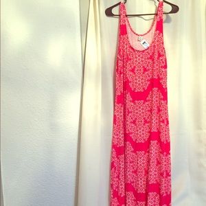 NWT Old Navy Hot Pink patterned Maxi Dress