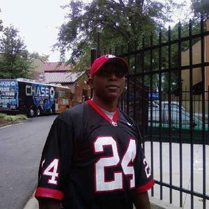 Meet your Posher, Max