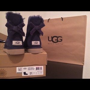 UGG Mini Bailey Bow