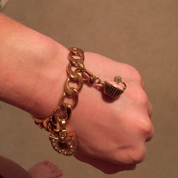 Juicy Couture Charm Bracelet - Picture 4 of 4