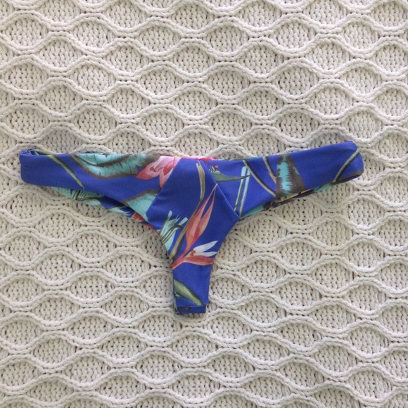 Stone Fox Swim Byron Bottom