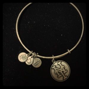 Alex and Ani NY Mets Bangle Bracelet
