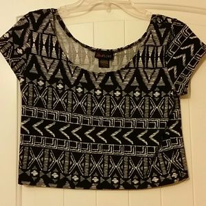 Size XL Aztec crop top