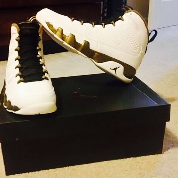 Retro Spirit statue 9s size 4 - Picture 1 of 2