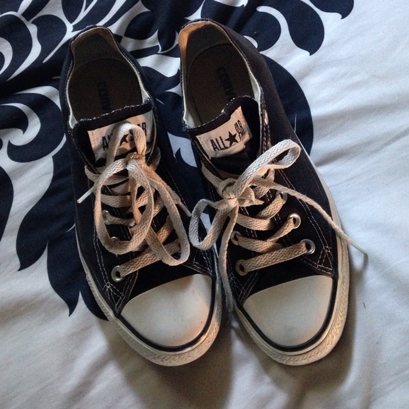 Black and white converse