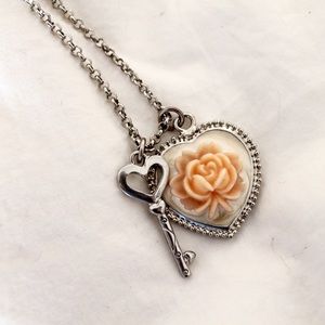 Heart & key necklace