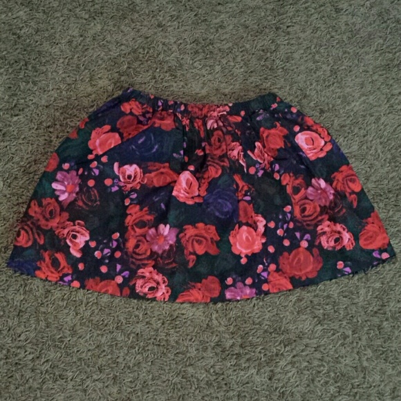 Girls Skirt Bundle - Picture 2 of 4
