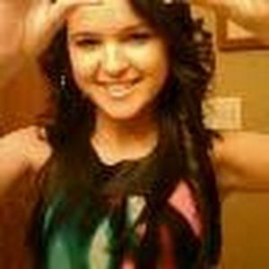 Meet your Posher, Carla