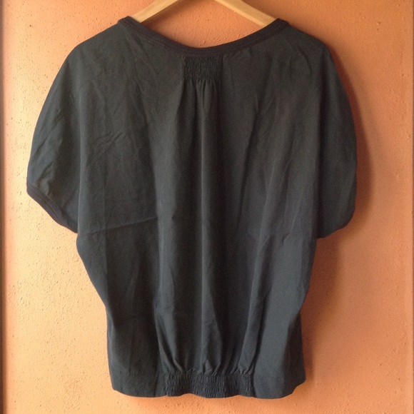 🔴SOLD Hi Lo crop top - Picture 5 of 6