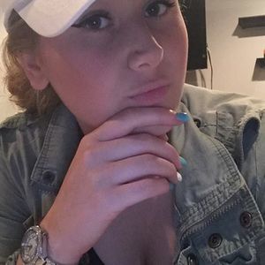 Meet your Posher, Hayley