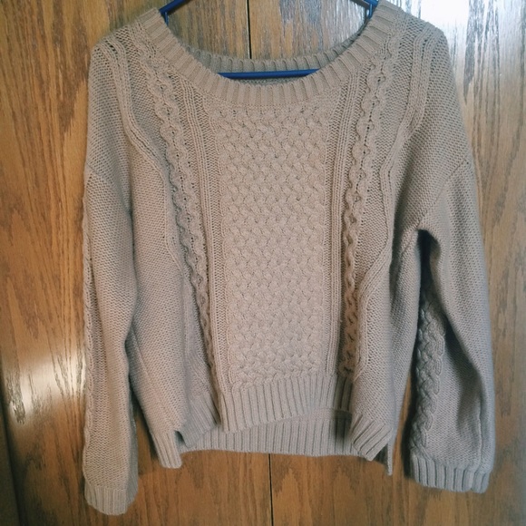 Oatmeal cropped knit sweater