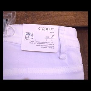 J Jill smooth crop size 18 jeans. BRAND NEW.