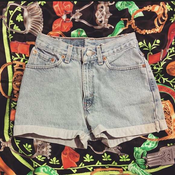 Levis High Waisted Shorts