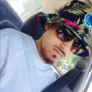 Meet your Posher, Daniel