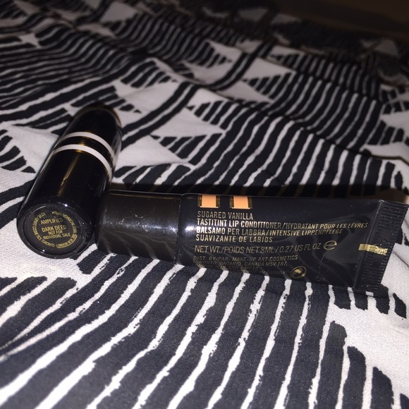 Mac holiday collection lipstick and lip balm 💄 - Picture 2 of 3