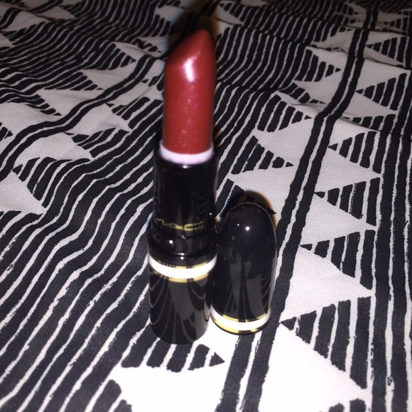 Mac holiday collection lipstick and lip balm 💄 - Picture 3 of 3