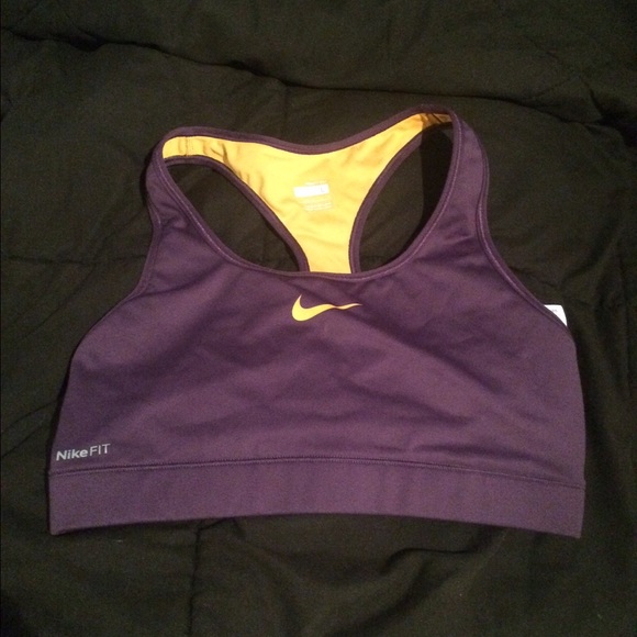 Large Nike sports bra