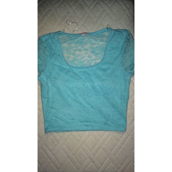 Floral turquoise/blue crop top