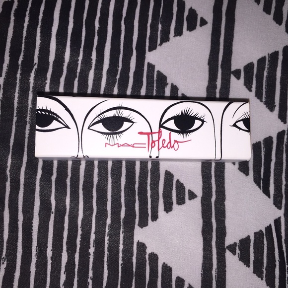 Mac Oxblood Toledo collection 💄