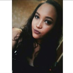 Meet your Posher, Allyssa