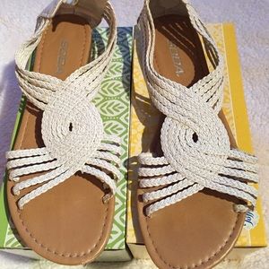 Sale! 💋 White Braided Sandals