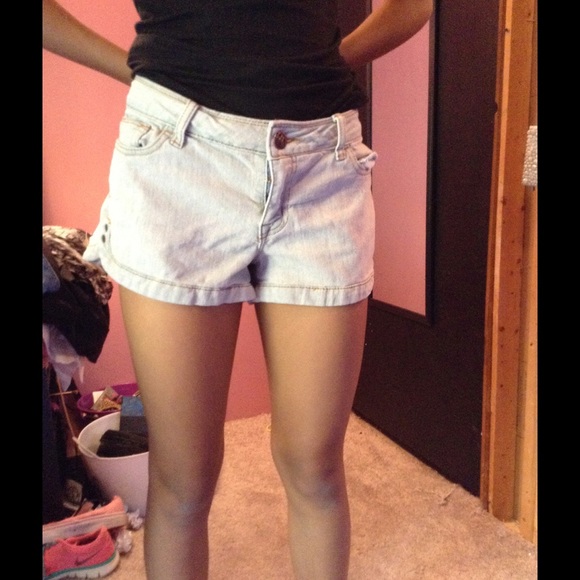 V.I.P Light Denim Shorts